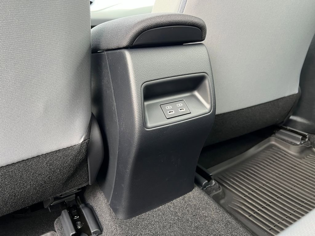 New 2026 Toyota Corolla SE FWD image 15