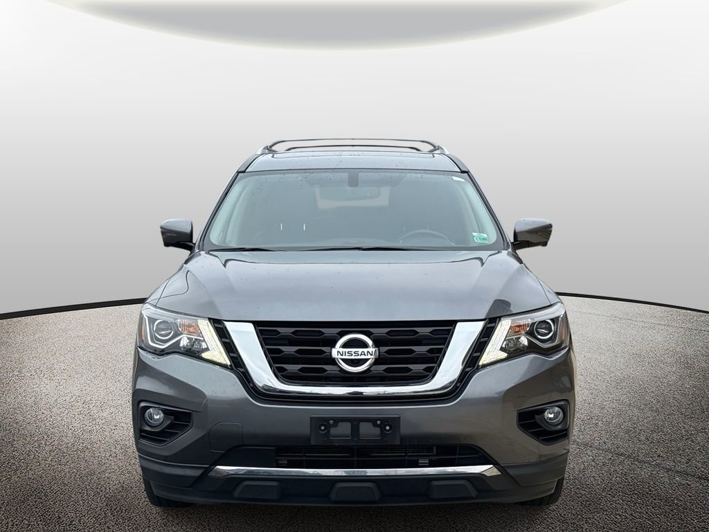 Used 2018 Nissan Pathfinder Platinum AWD/4WD image 8