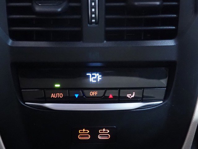 Used 2023 BMW i4 eDrive35 image 26