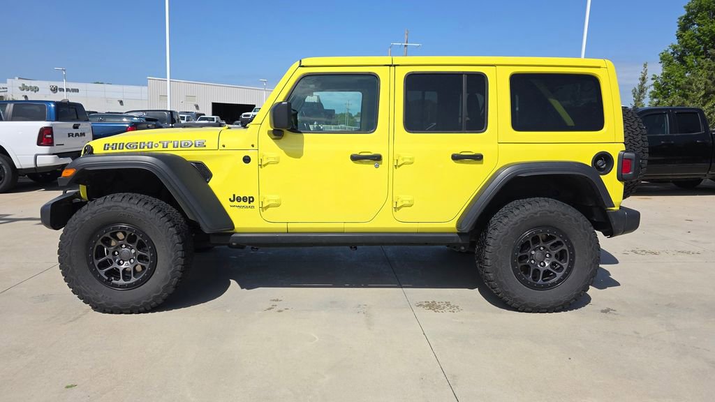 Used 2022 Jeep Wrangler Unlimited Sport AWD/4WD image 2