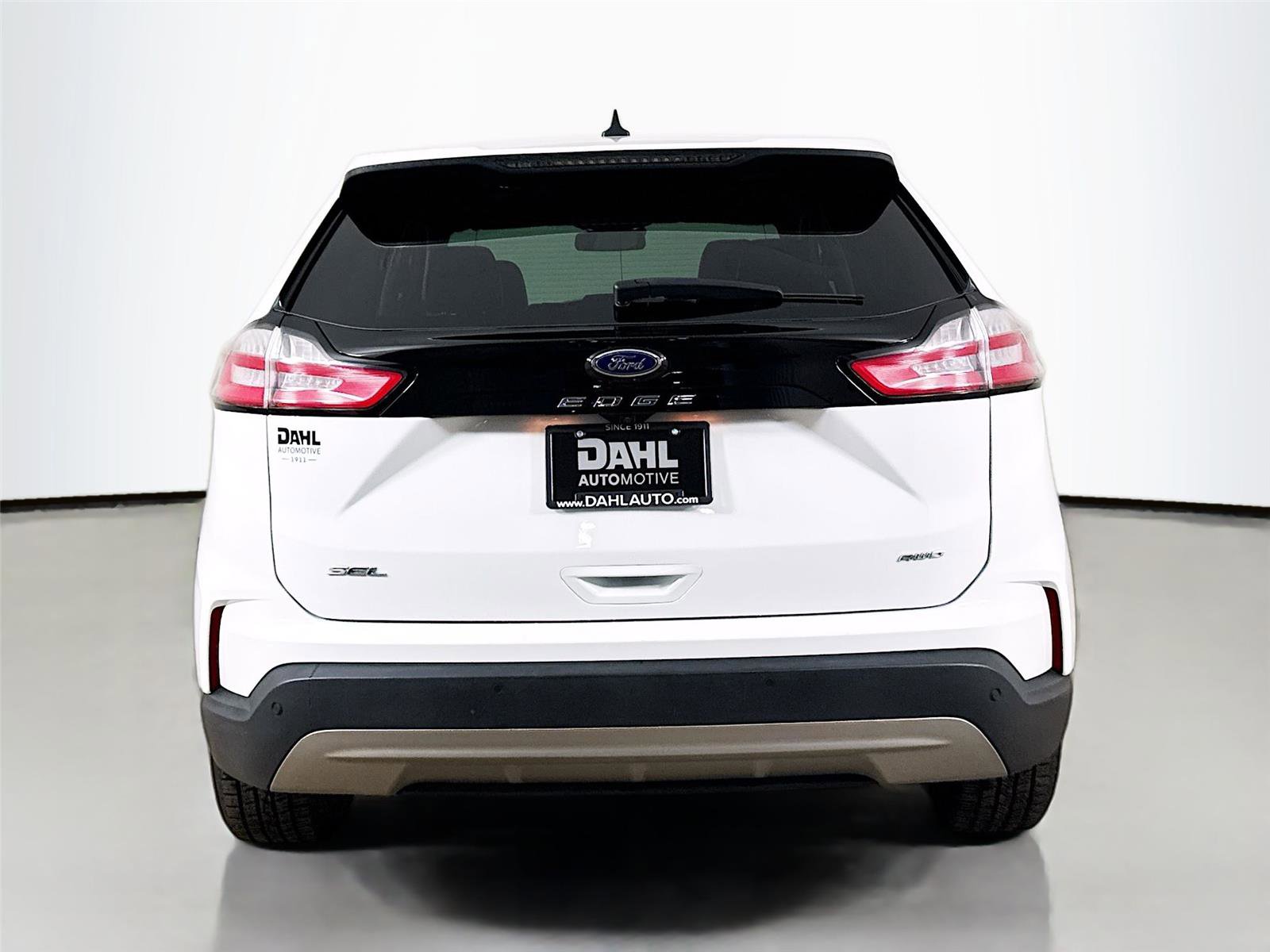 Used 2024 Ford Edge SEL AWD/4WD image 12