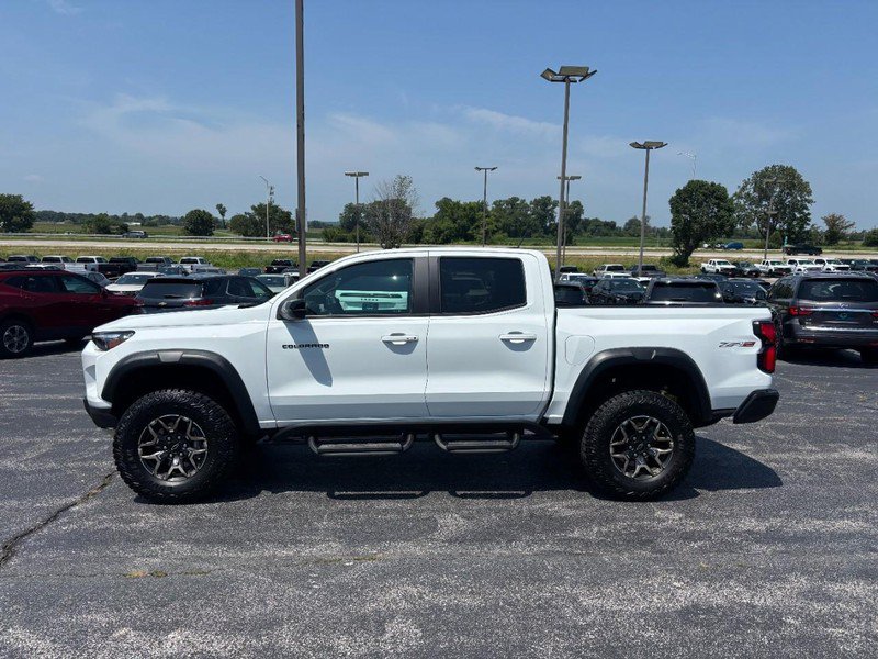 Used 2024 Chevrolet Colorado ZR2 AWD/4WD video 2