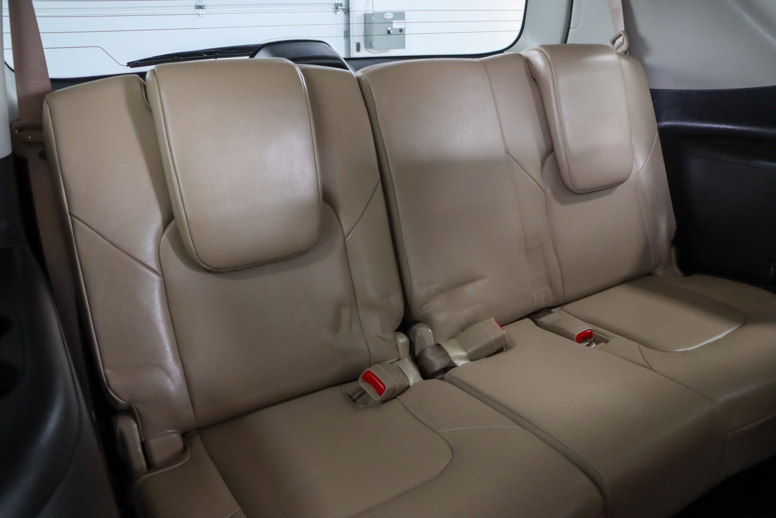 Used 2024 Nissan Armada Platinum w/ Captain's Chairs Package image 35