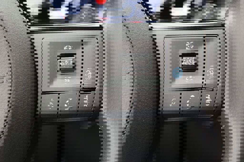 Used 2023 Nissan Rogue Platinum w/ Platinum Premium Package image 21