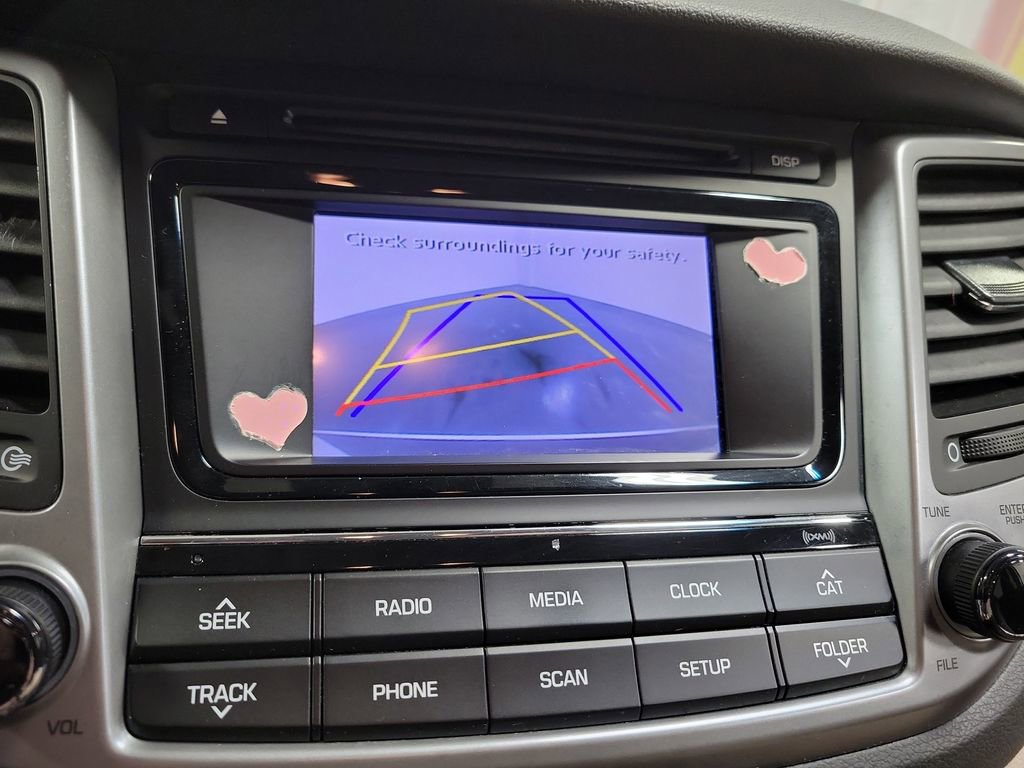 Used 2017 Hyundai Tucson SE image 17