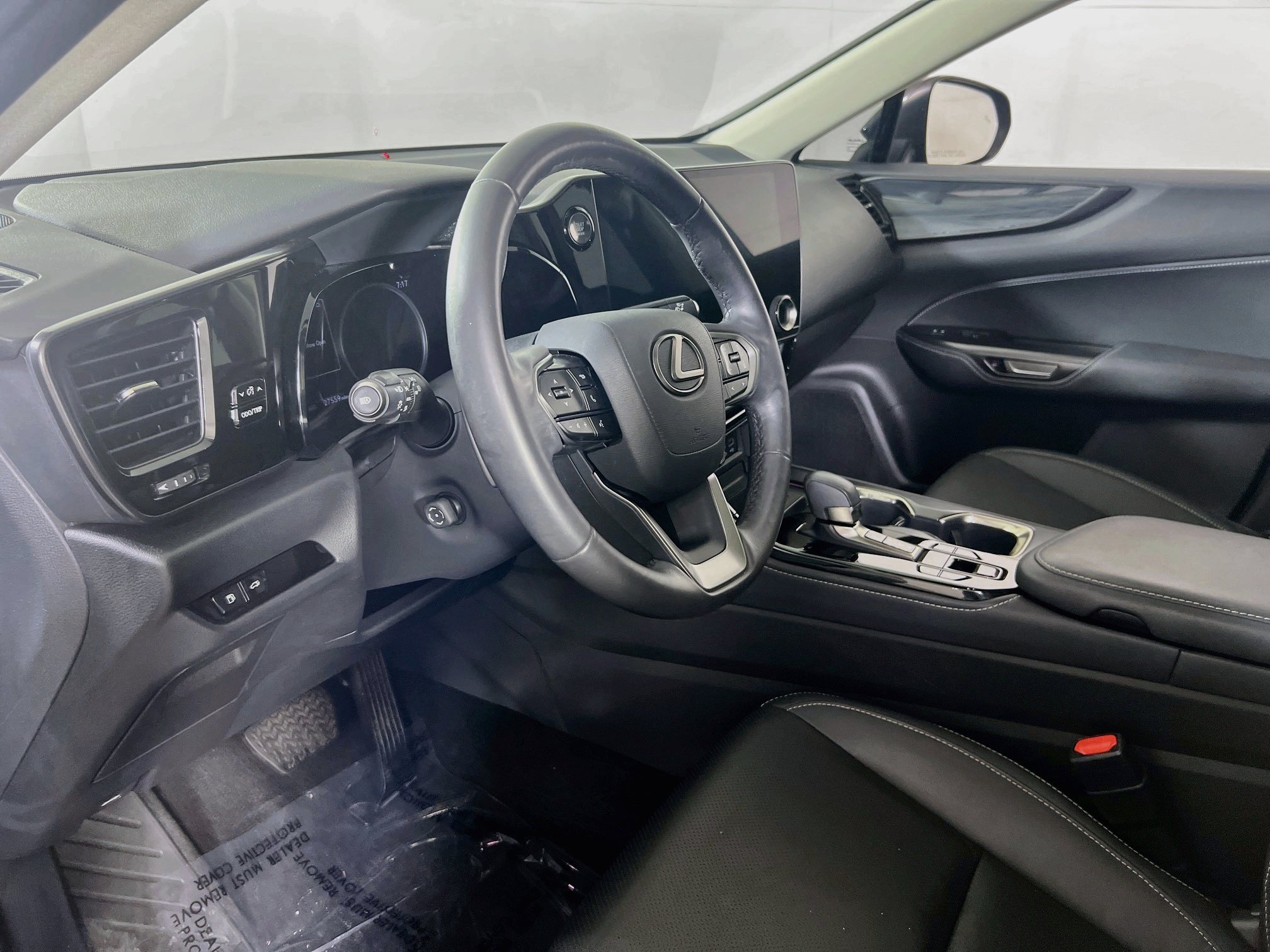 Used 2023 Lexus NX 350 AWD image 9