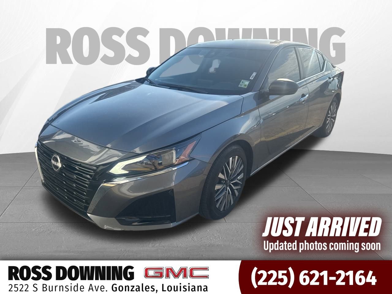 Used 2024 Nissan Altima 2.5 SV