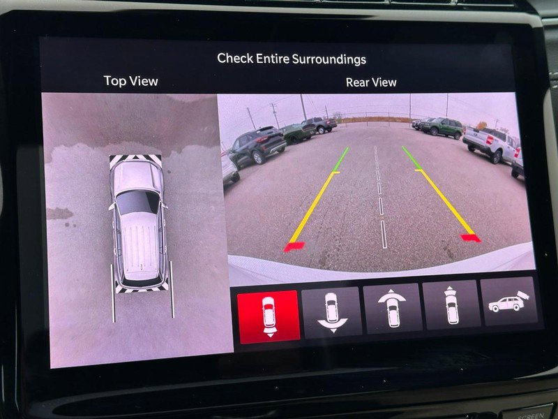 Used 2025 Jeep Grand Cherokee Limited w/ Luxury Tech Group II image 24