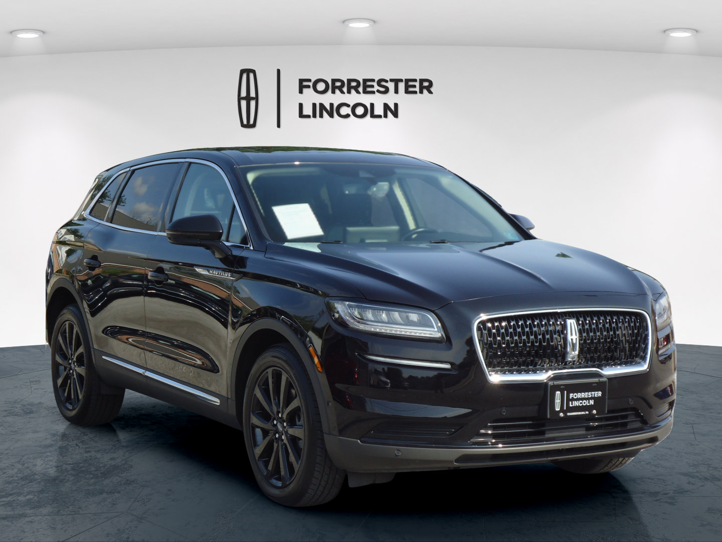 Certified 2023 Lincoln Nautilus Reserve w/ Equipment Group 201A AWD/4WD image 1