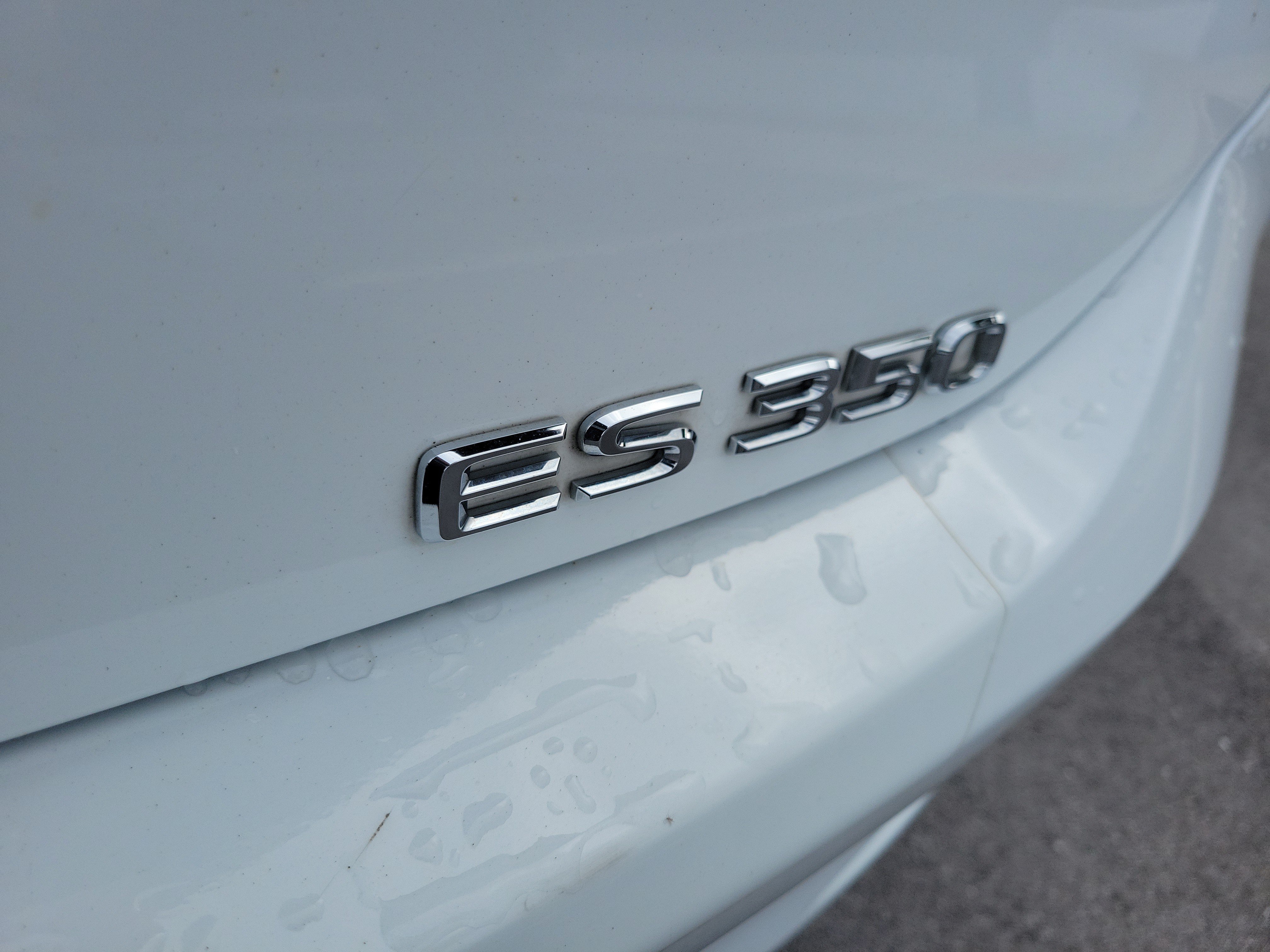 Used 2019 Lexus ES 350 F Sport w/ Accessory Package 2 FWD image 10
