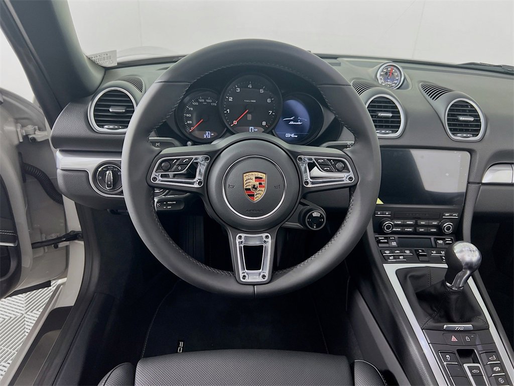 New 2025 Porsche 718 Boxster image 12