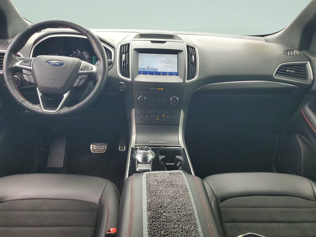 Used 2020 Ford Edge ST-Line FWD image 11