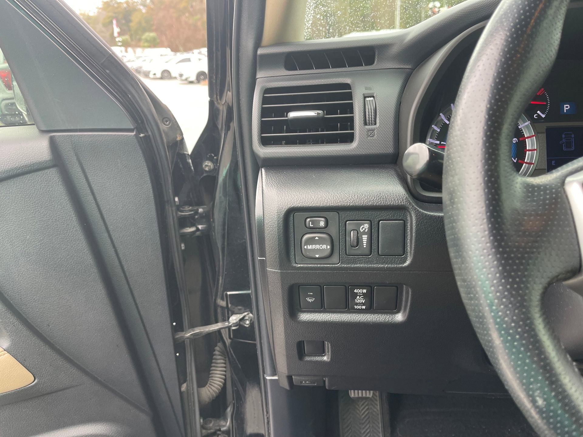 Used 2014 Toyota 4Runner SR5 image 17