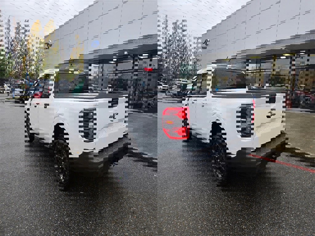 New 2025 Ford Maverick XLT w/ XLT Luxury Package image 7