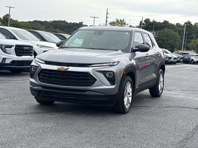 Used 2025 Chevrolet TrailBlazer LS w/ LS Convenience Package FWD image 12