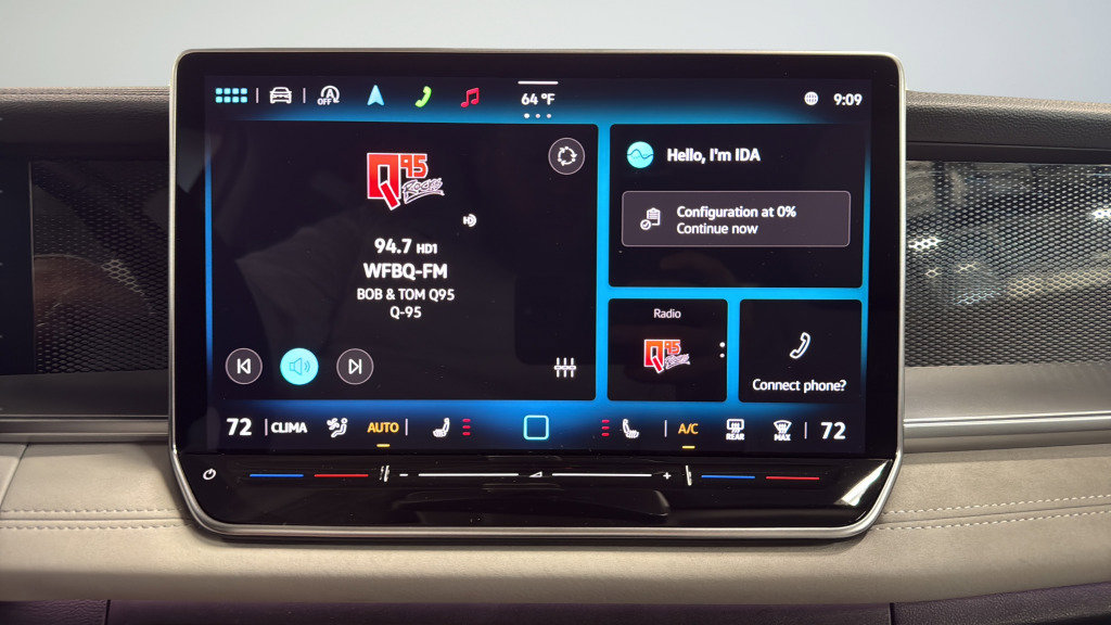 Certified 2025 Volkswagen Tiguan SE AWD/4WD image 23