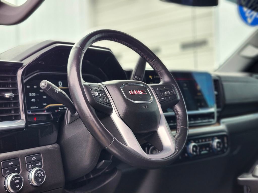 Used 2022 GMC Sierra 1500 Elevation AWD/4WD image 17