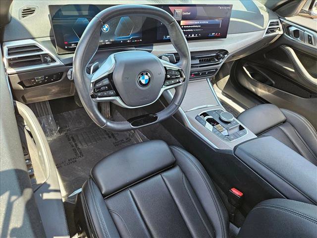 Used 2025 BMW 430i Convertible w/ Premium Package RWD image 9