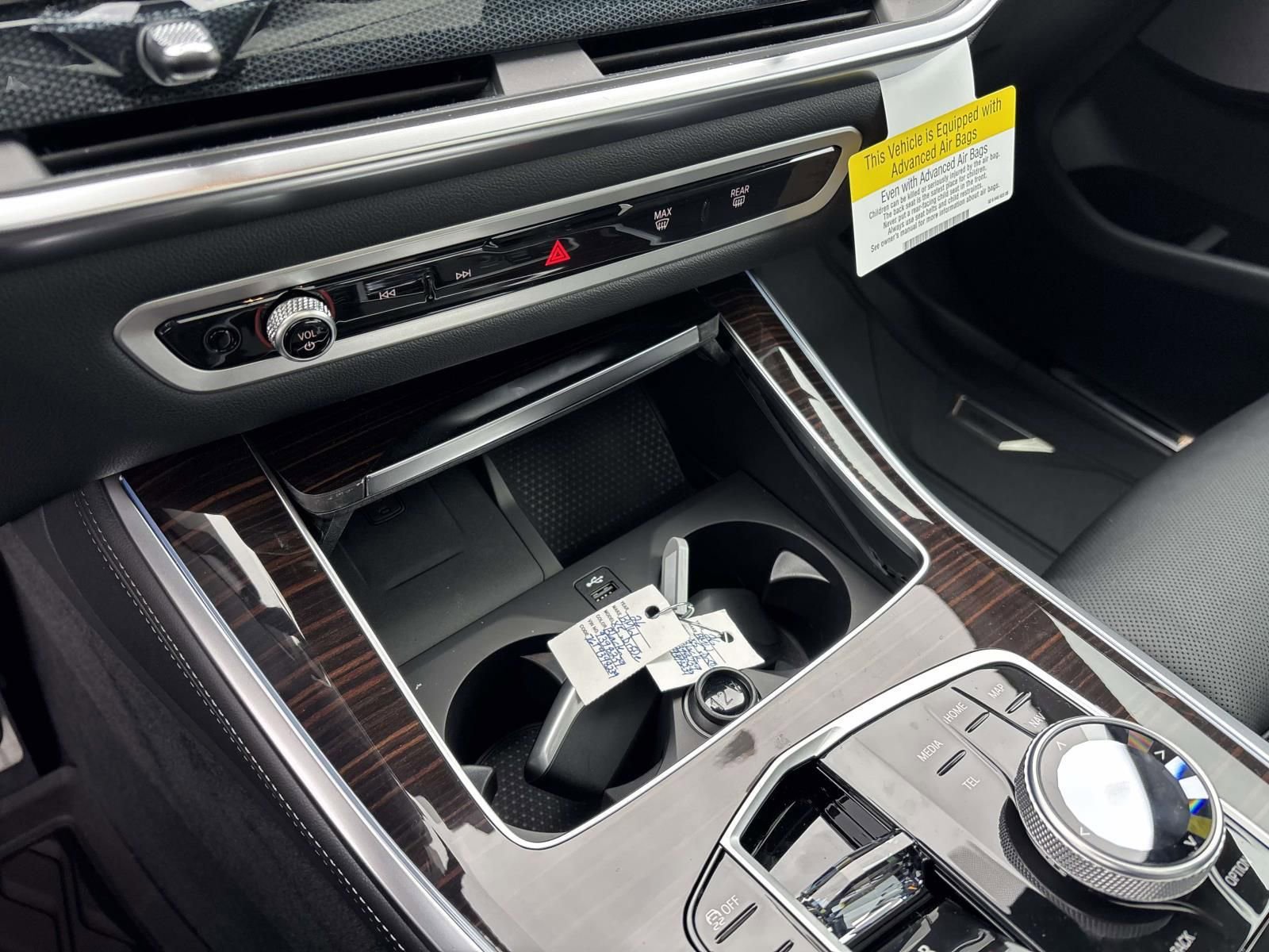 New 2026 BMW X5 xDrive50e image 23