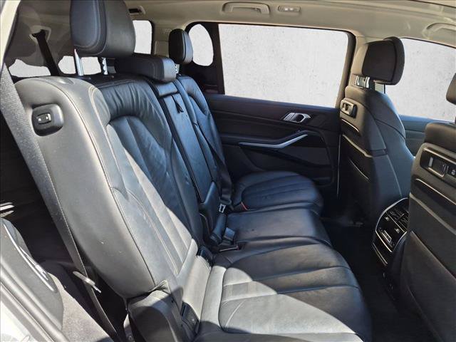 Used 2019 BMW X7 xDrive40i w/ Cold Weather Package AWD/4WD image 22