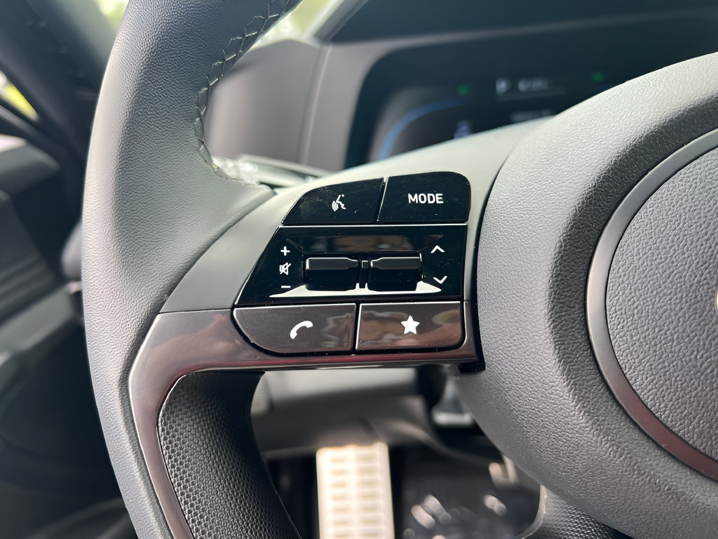 Certified 2026 Hyundai Elantra Sport FWD image 20
