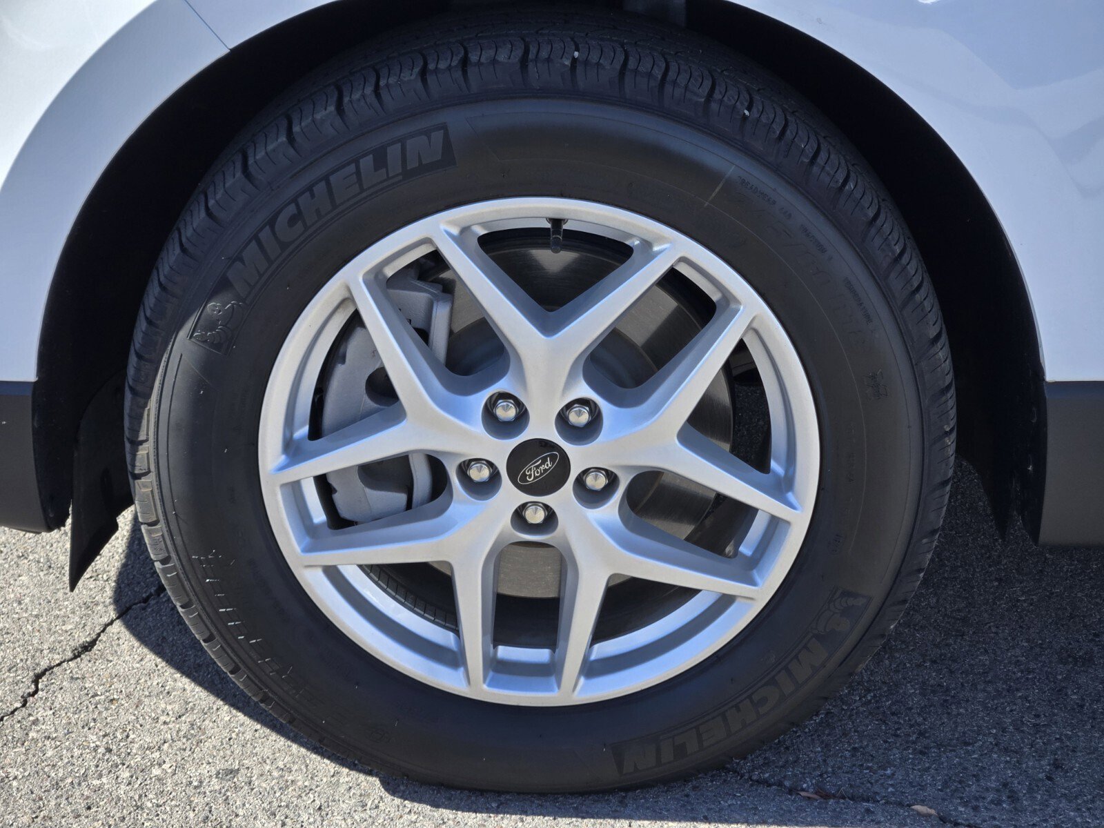 Used 2023 Ford Edge SEL w/ Convenience Package image 10