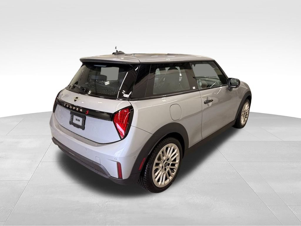 Used 2025 MINI Cooper S FWD image 6