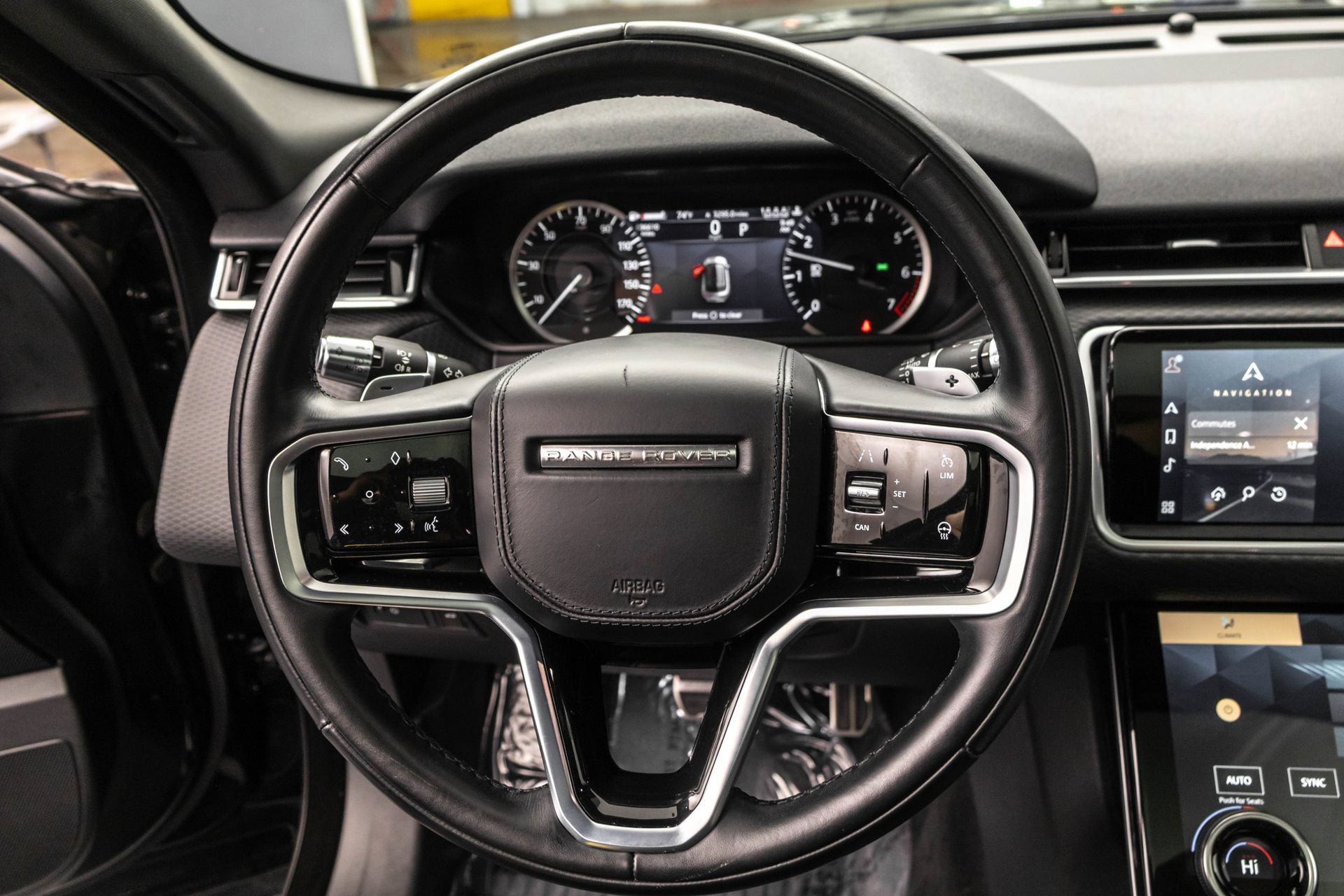 Used 2022 Land Rover Range Rover Velar R-Dynamic S AWD/4WD image 23