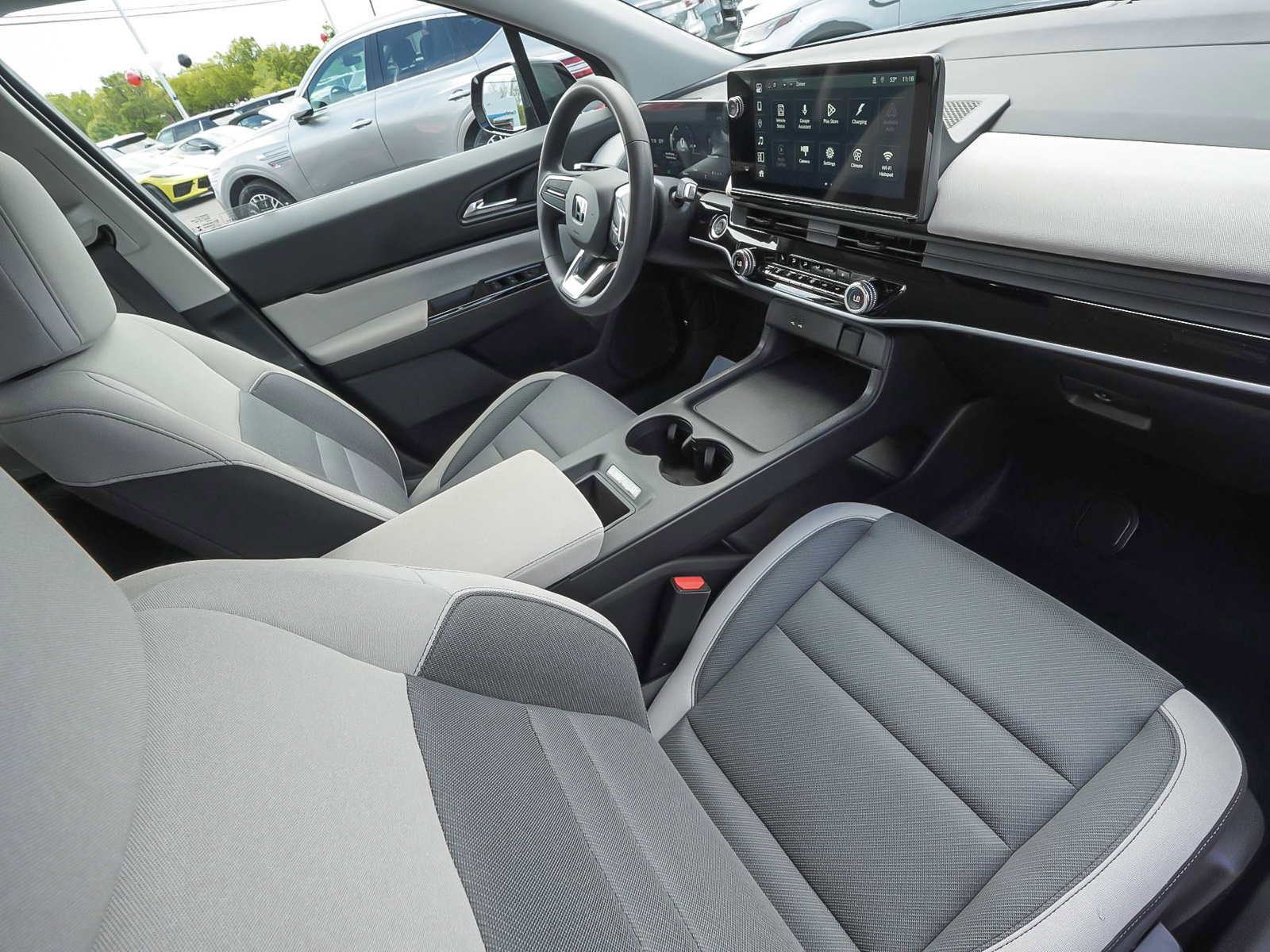 Used 2025 Honda Prologue EX image 41