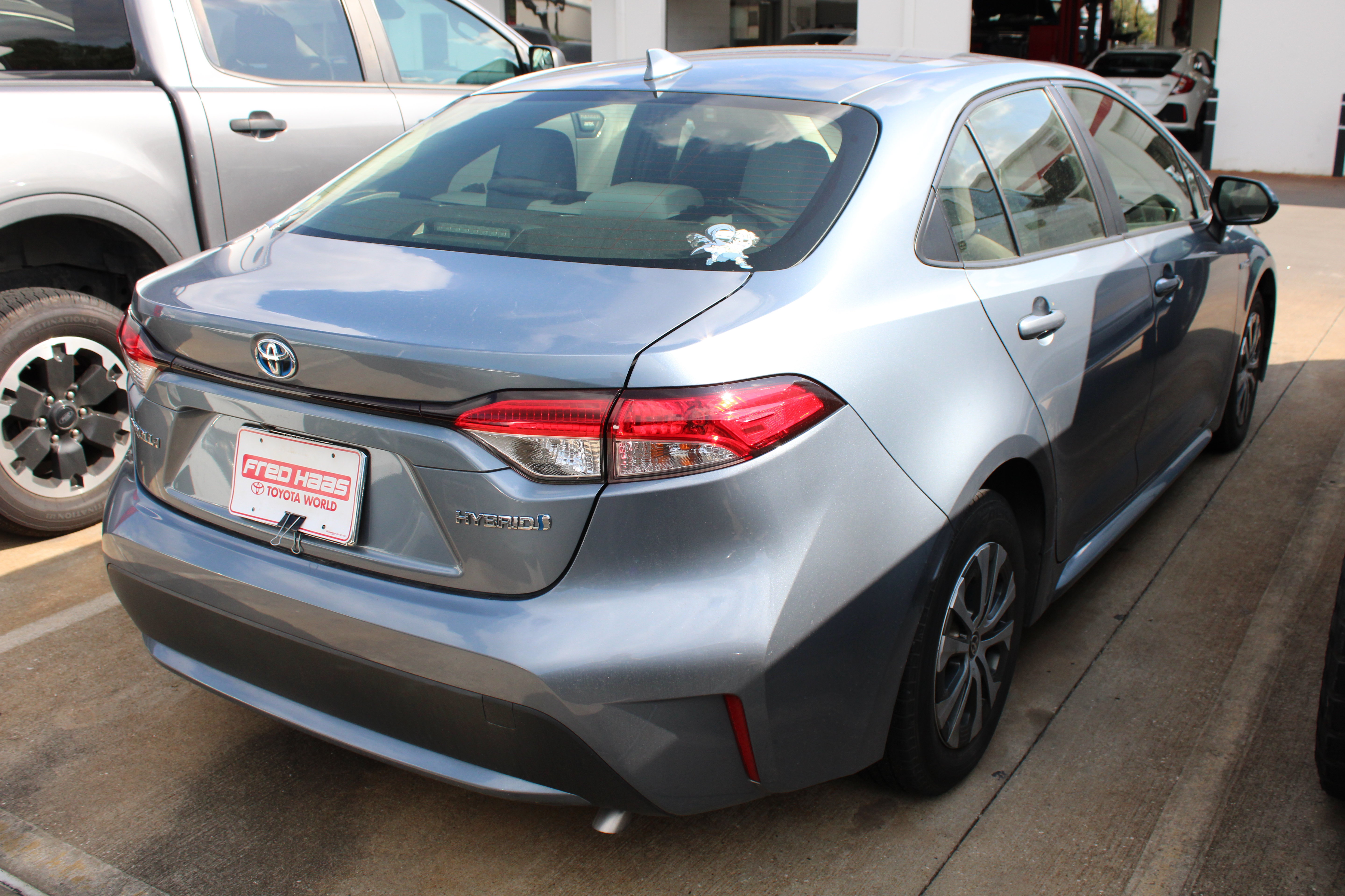 Used 2021 Toyota Corolla LE FWD image 9