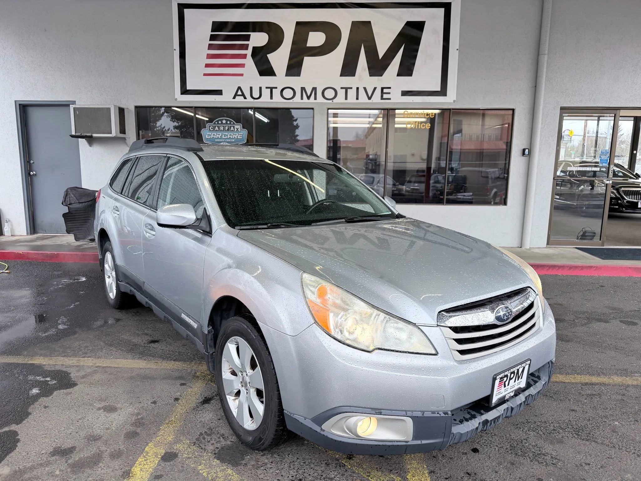 Used 2012 Subaru Outback 2.5i Premium w/ All-Weather Pkg image 1