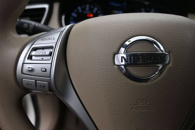 Used 2015 Nissan Rogue SV w/ SV Premium Package FWD image 15