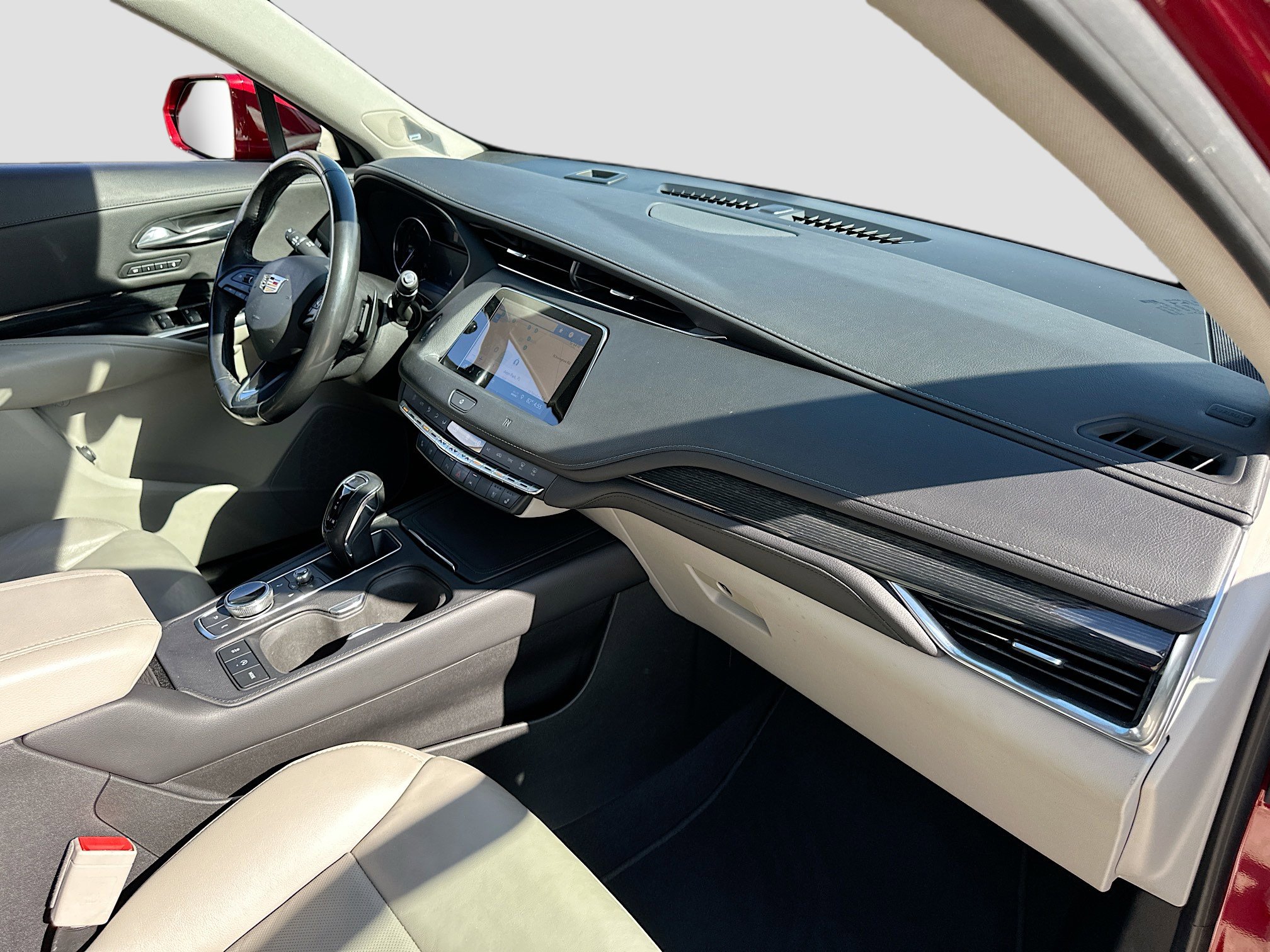 Used 2019 Cadillac XT4 Premium Luxury image 29