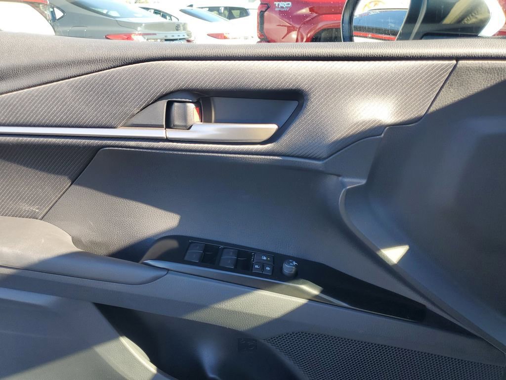 New 2026 Toyota Camry SE image 29
