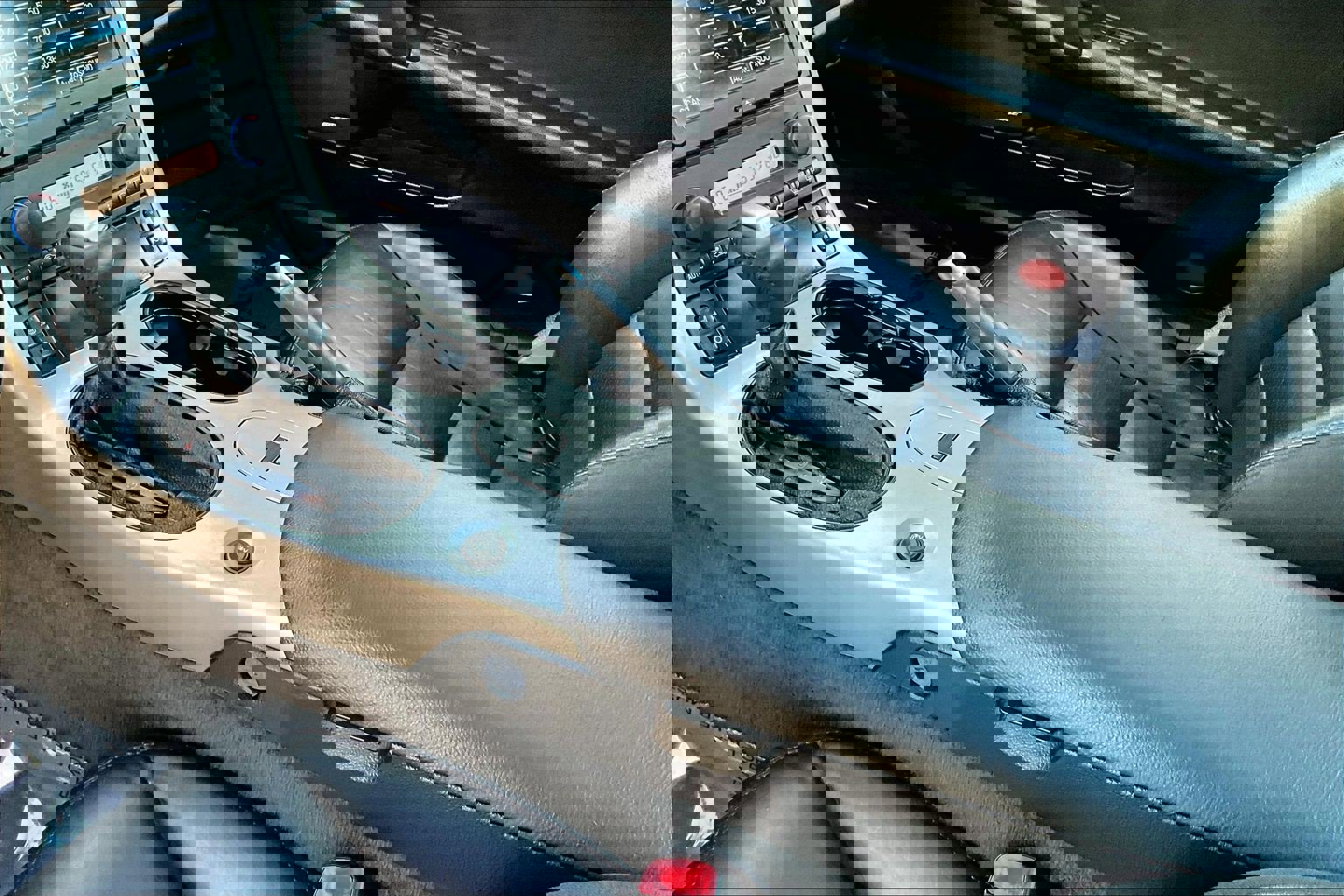 Used 2005 Chevrolet Corvette Coupe w/ Preferred Equipment Group image 16