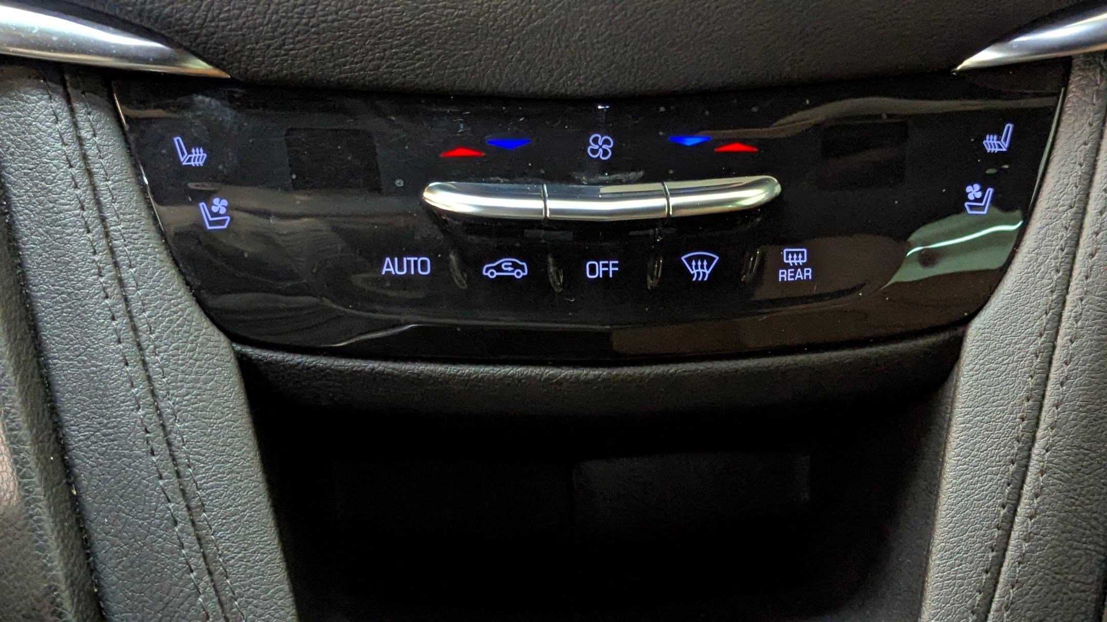 Used 2021 Cadillac XT5 Premium Luxury image 27