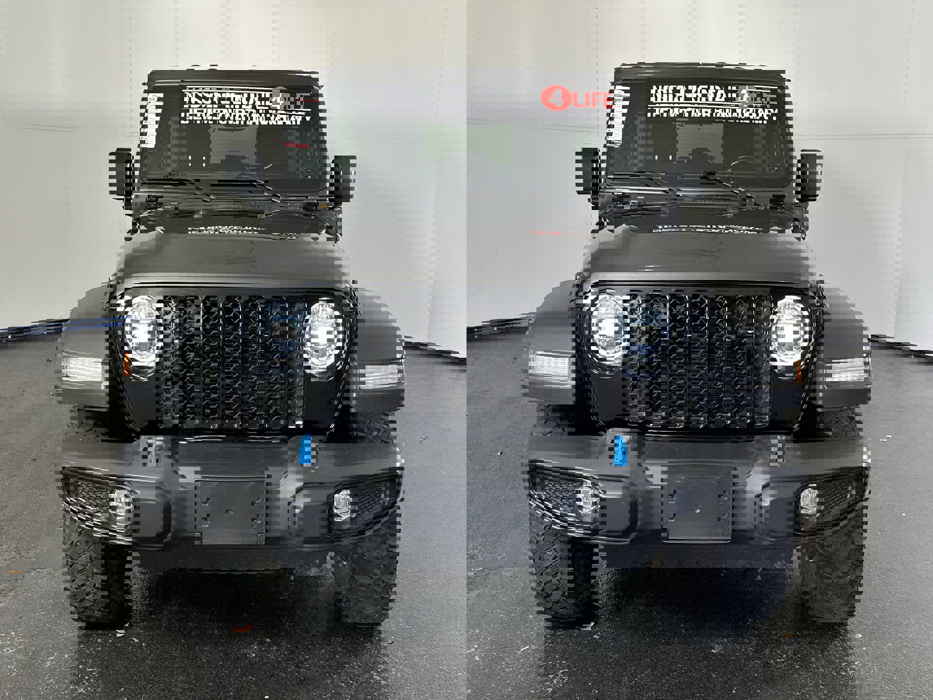 Used 2023 Jeep Wrangler Unlimited w/ Cold Weather Group image 4