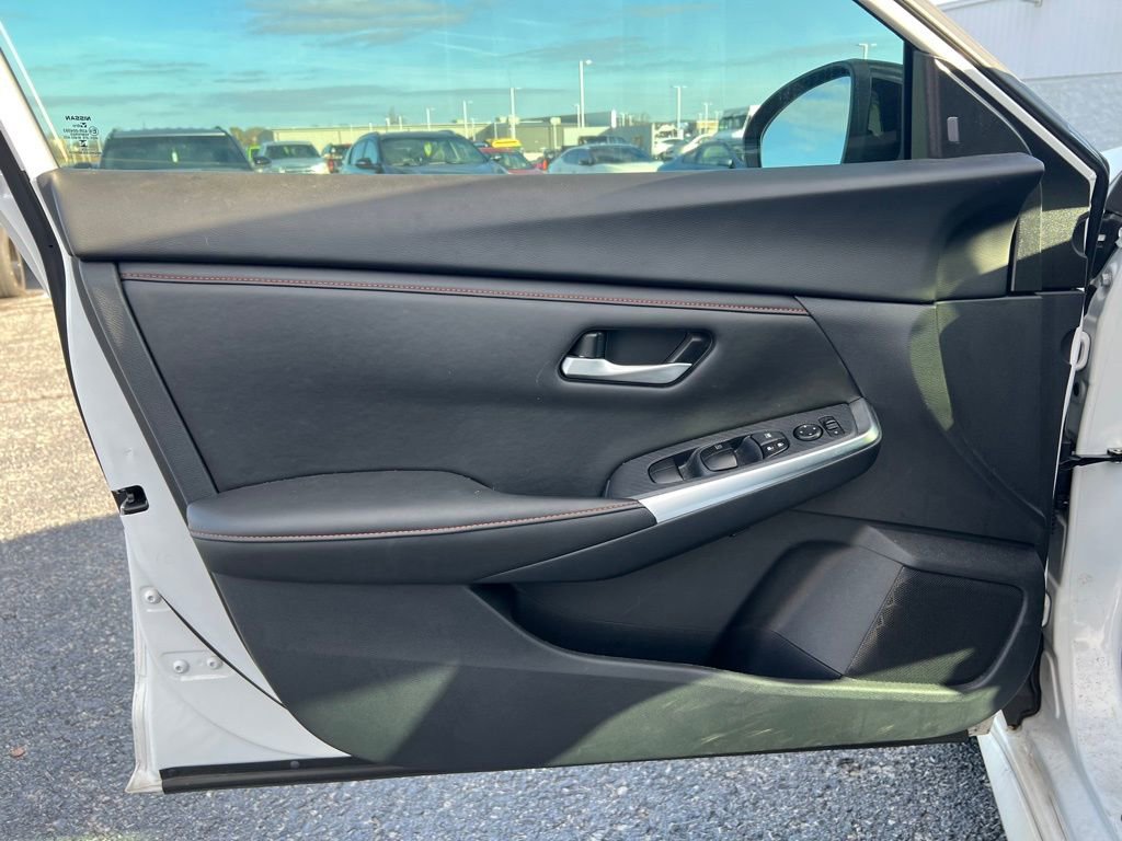 Used 2024 Nissan Sentra SR image 12