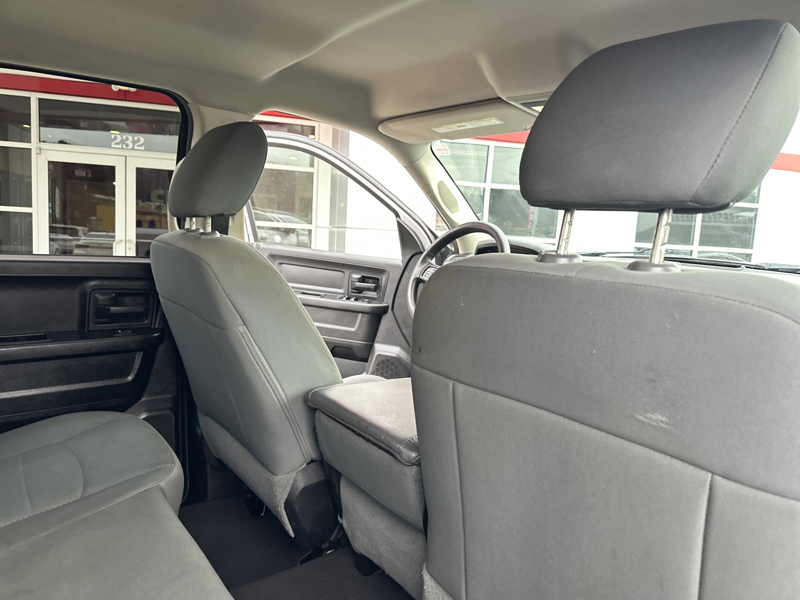 Used 2015 RAM 1500 Express image 22