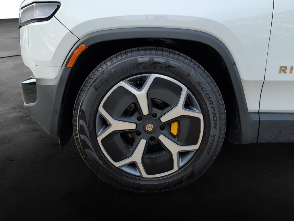 Used 2024 Rivian R1S Adventure Quad AWD/4WD image 9