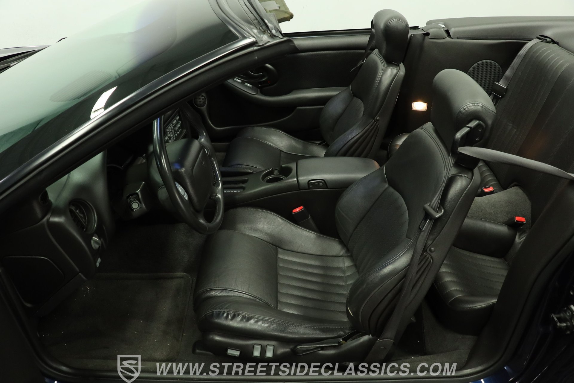 Used 2001 Pontiac Firebird Trans Am RWD image 35