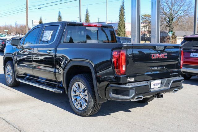 New 2026 GMC Sierra 1500 Denali w/ Technology Package image 3