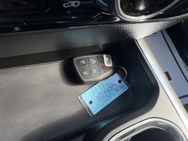 Used 2023 Chevrolet Silverado 1500 High Country w/ Technology Package image 24