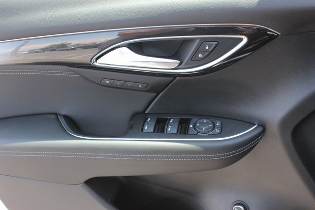 New 2025 Buick Envision Preferred image 17