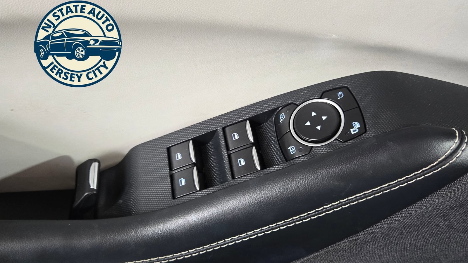 Used 2021 Ford Mustang Mach-E Premium AWD/4WD image 28