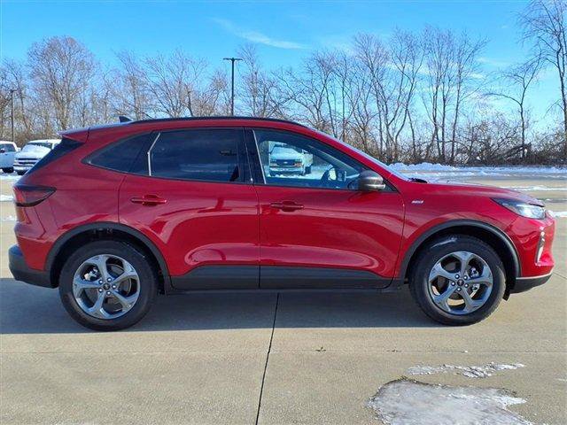 Used 2025 Ford Escape ST-Line w/ Tech Pack #1 image 5