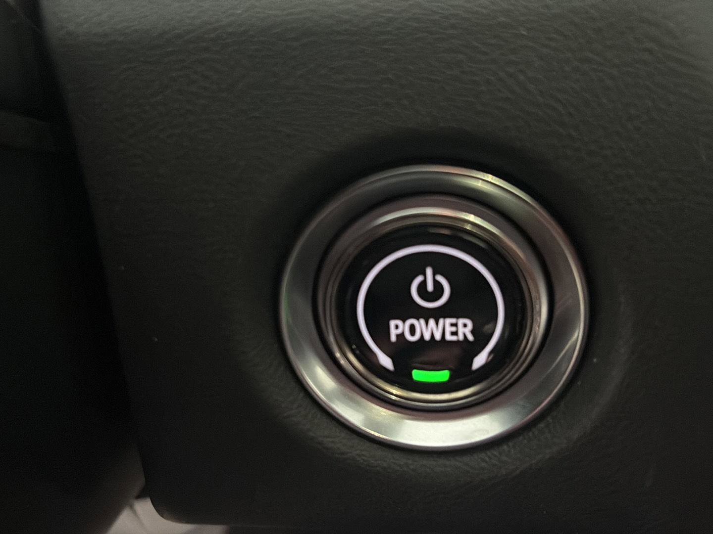 Used 2024 Cadillac Lyriq Sport image 21