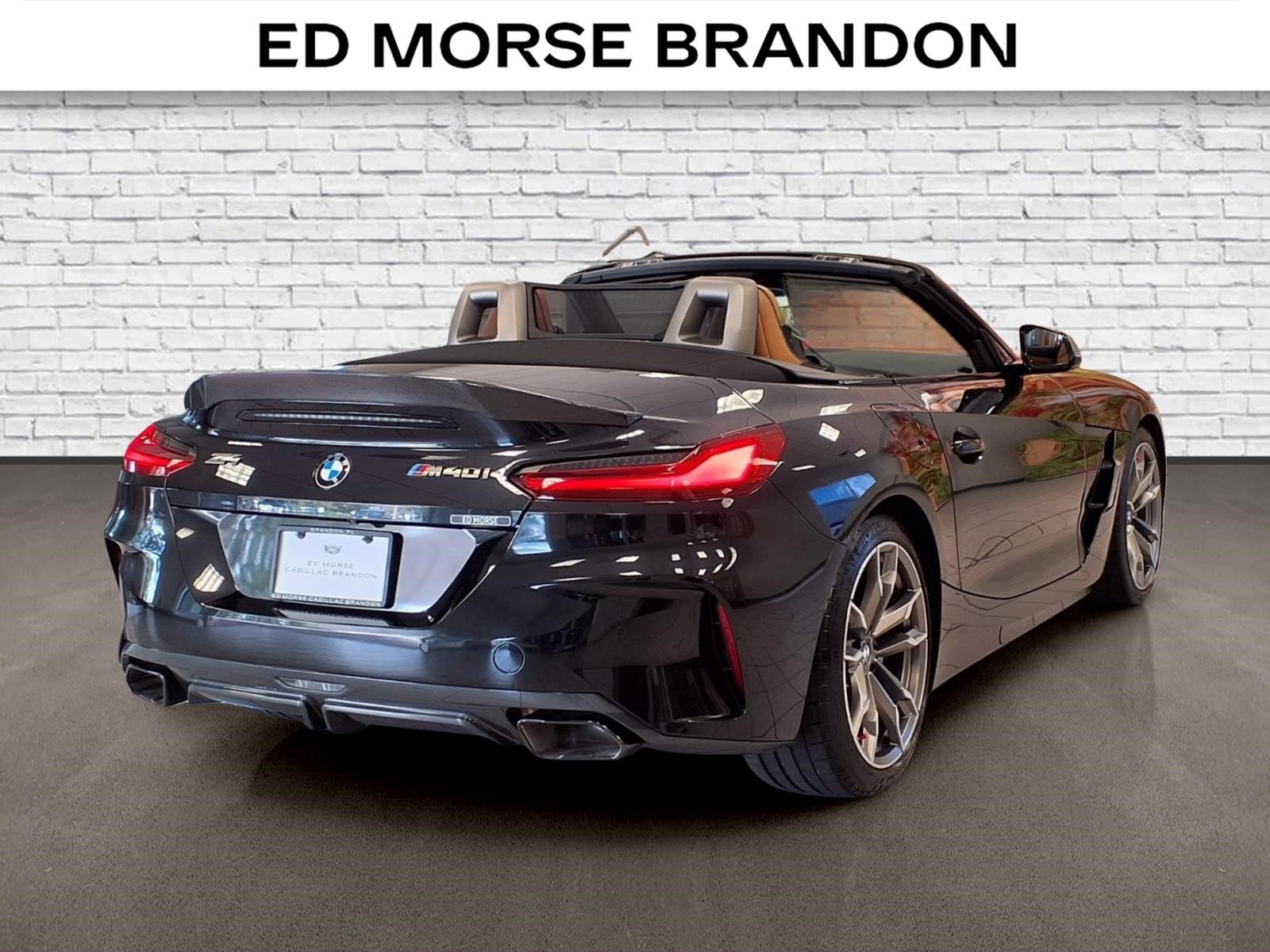 Used 2022 BMW Z4 M40i w/ Premium Package RWD image 5