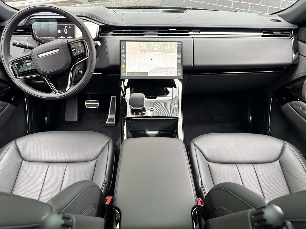 New 2026 Land Rover Range Rover Sport Dynamic SE AWD/4WD image 19