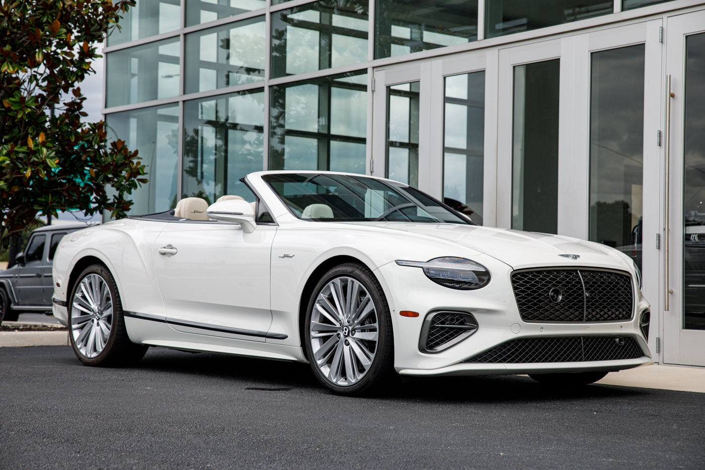 Certified 2025 Bentley Continental GT Speed AWD/4WD image 36
